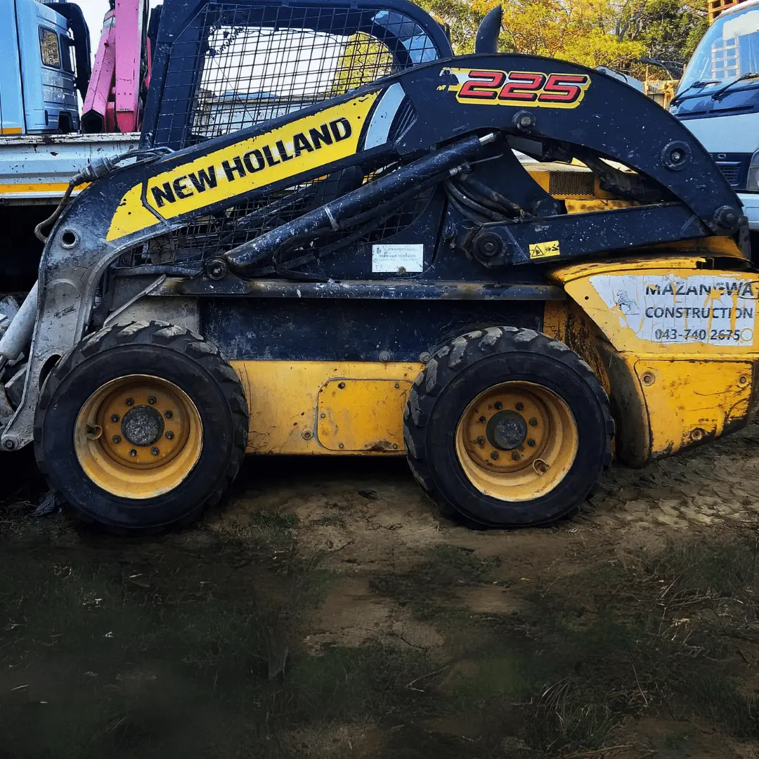 Bob Cat - 225 new holland-min